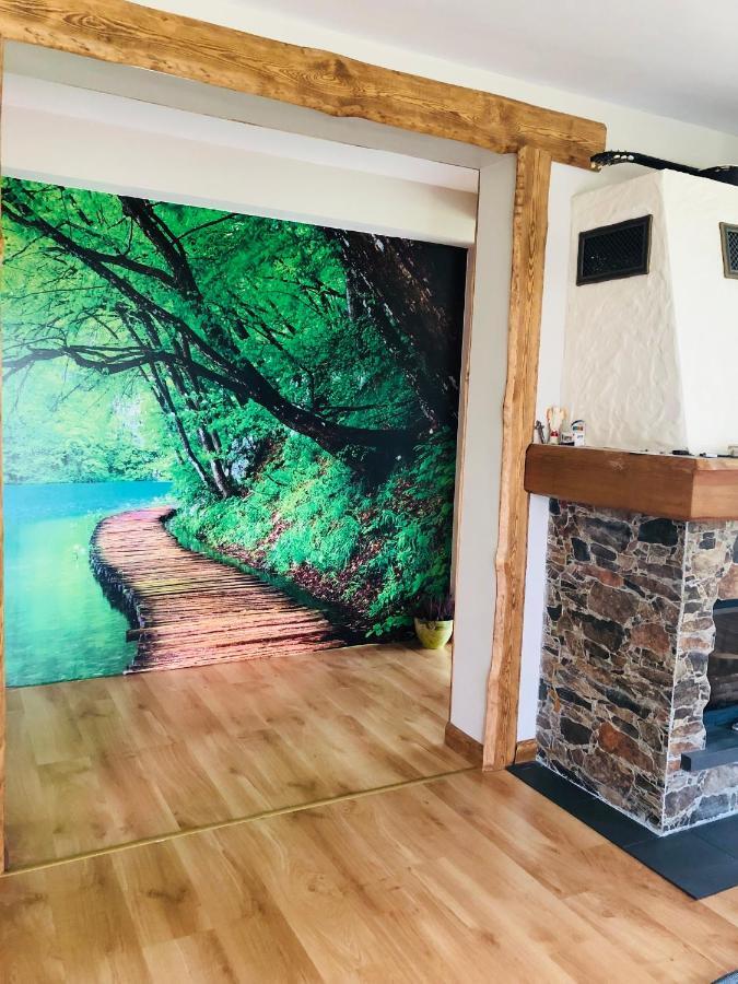 Nibylandia Dom Pod Lasem Nowa Wies Grodziska ภายนอก รูปภาพ